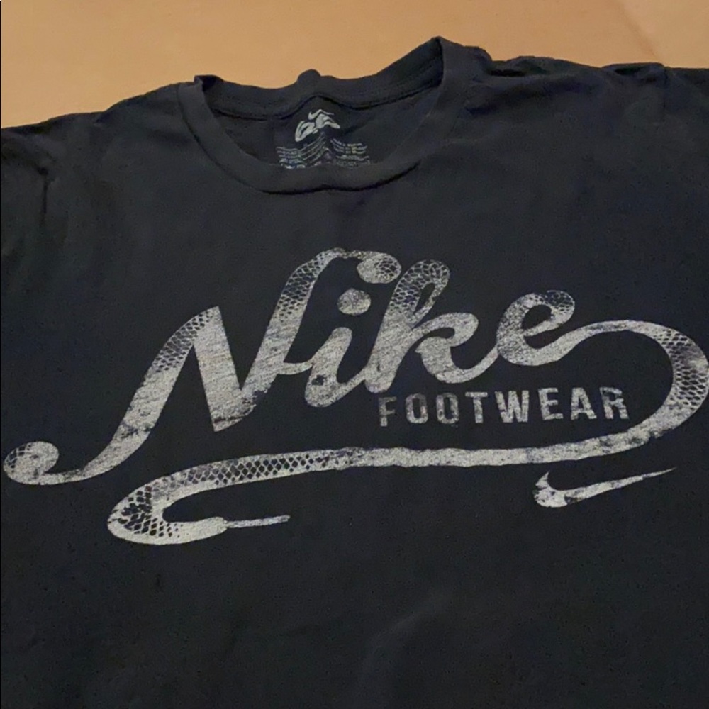 Men’s t shirt
